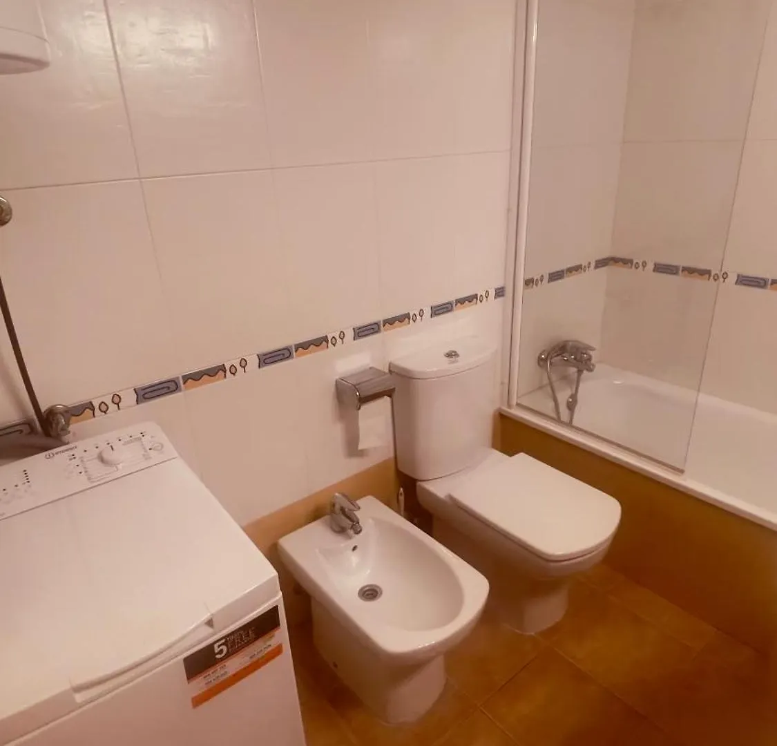 Bonito Y Comodo A 200 M De La Playa Lloret de Mar Appartamento